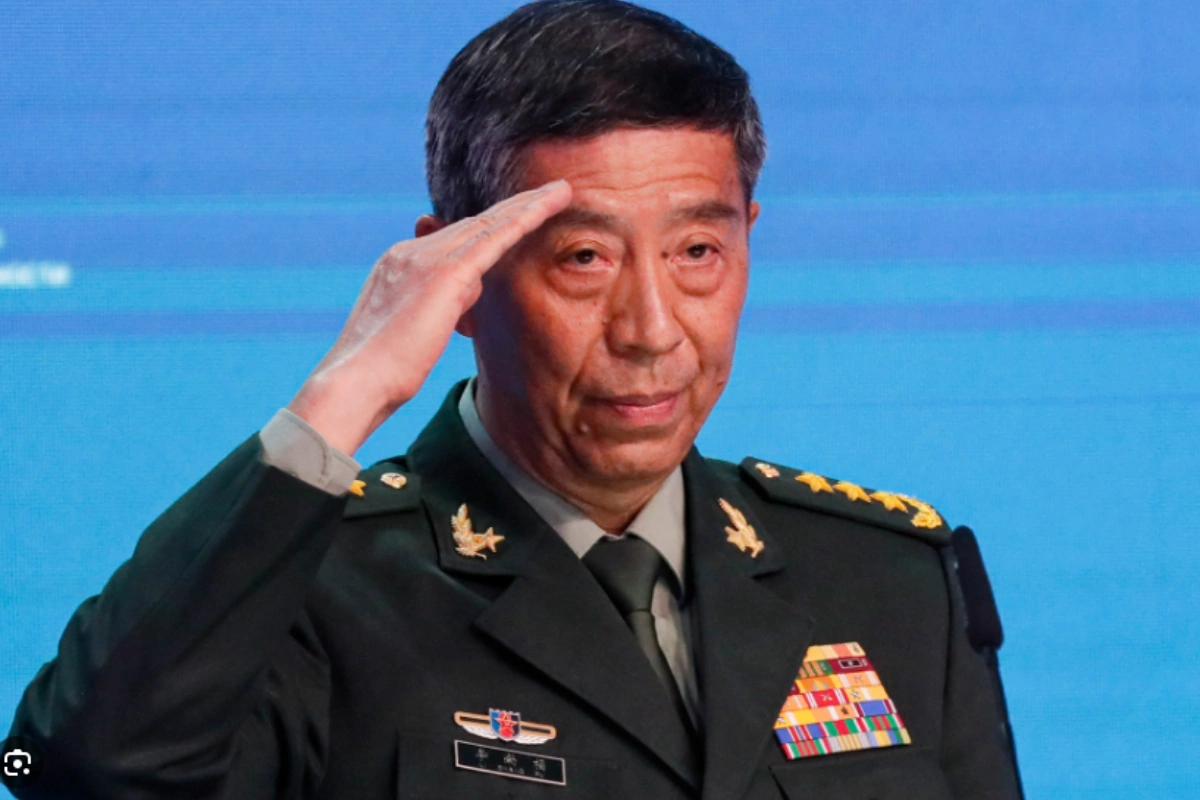 Çinin müdafiə naziri vəzifədən kənarlaşdırılıb